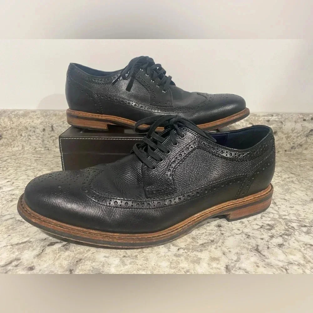 Cole Haan Men's  Wingtip Oxford Black C11692 dress shoes size 10M